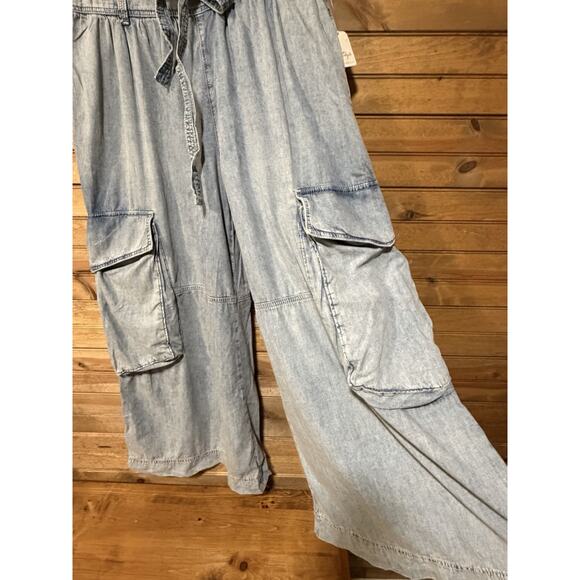 Free People Out Of Office Women’s Wide Leg Cargo Jeans Size M Comfort Boho - Picture 11 of 15